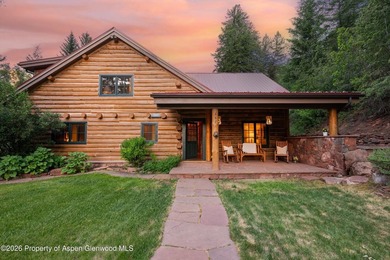 Premier Frying Pan Riverfront log home just minutes from the - photo 2