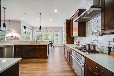 Welcome to this stunning custom-built Colonial, perfectly - photo 7