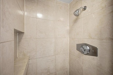 Welcome to Kauhale Makai 632, a top-floor gem ideally positioned - photo 12