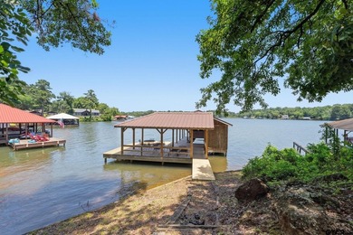 Beautifully positioned on a private stretch of Lake Jacksonville - photo 29