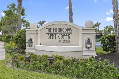 Beautifully maintained 4-bedroom, 3-bath home with a 3-car - photo 36