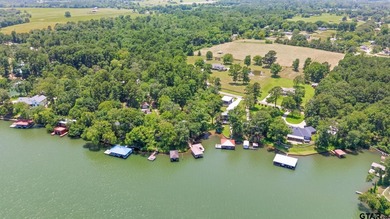 Beautifully positioned on a private stretch of Lake Jacksonville - photo 38