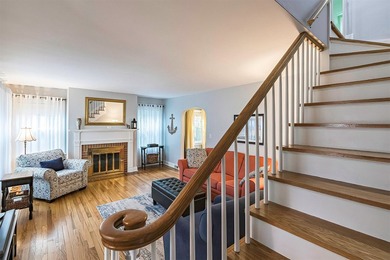 Welcome home! This beautifully updated 2 bedroom, 2 bath home in - photo 3