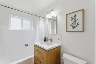 Welcome to this charming and move-in-ready 3-bedroom, 2-bath - photo 23