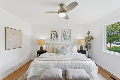 Welcome to this charming and move-in-ready 3-bedroom, 2-bath - photo 26