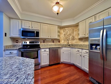 Beautiful Penthouse Villa, fully furnished and Just Painted! - photo 7