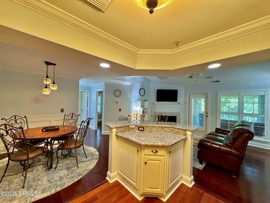 Beautiful Penthouse Villa, fully furnished and Just Painted! - photo 8