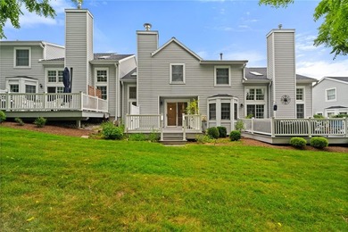 Welcome home to this beautifully maintained townhouse nestled on - photo 33