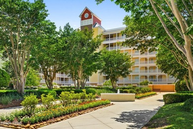 Experience waterfront living at its finest in Harbour Village - photo 1
