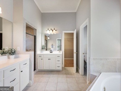 Some homes check boxes. Others make you want to stay awhile - photo 44