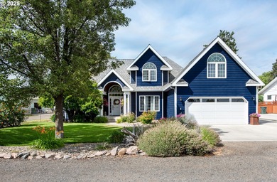 (private lake, pond, coastal) Home For Sale in Lagrande Oregon