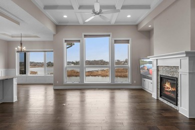 Welcome to one of the premier waterfront opportunities in - photo 8