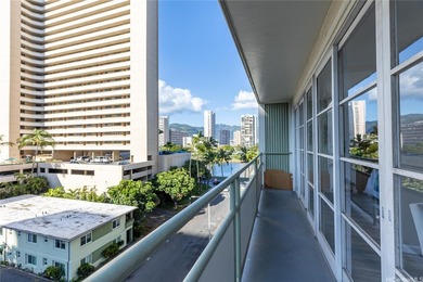 Fully remodeled Waikiki condo at Rosalei! Welcome home to this - photo 14