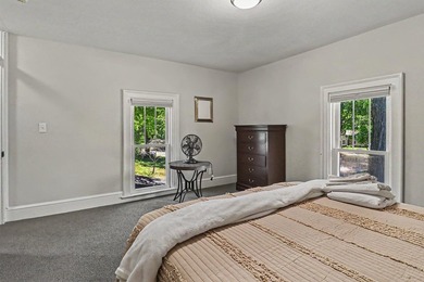Charming Pentwater Village home with a separate guest cottage - photo 17