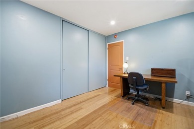 Fully turnkey and thoughtfully reimagined, this 4-bedroom - photo 23