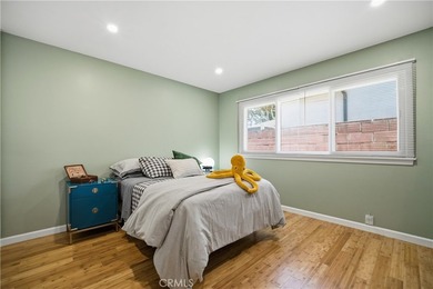 Fully turnkey and thoughtfully reimagined, this 4-bedroom - photo 26