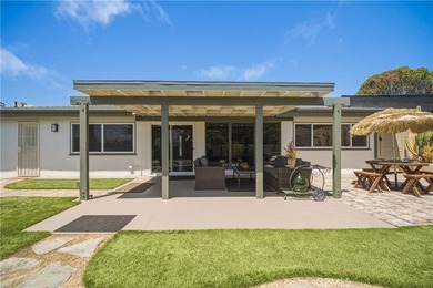 Fully turnkey and thoughtfully reimagined, this 4-bedroom - photo 33