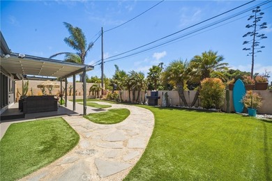 Fully turnkey and thoughtfully reimagined, this 4-bedroom - photo 40