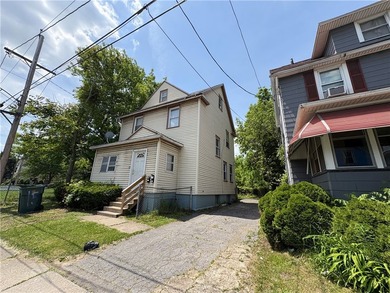 Another Rockin' Rochester Property! Solid duplex opportunity - photo 4