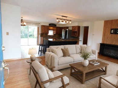 One or more photos have been virtually staged* Fairview Ranch!! - photo 4