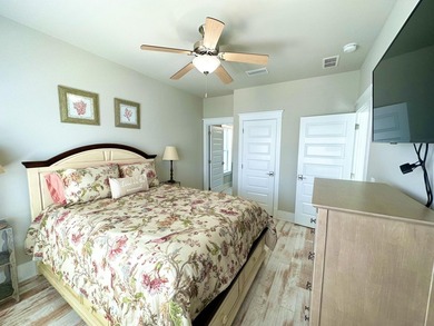 Welcome to 1422 Seaside Circle 'Casa Bella.'This stunning - photo 16