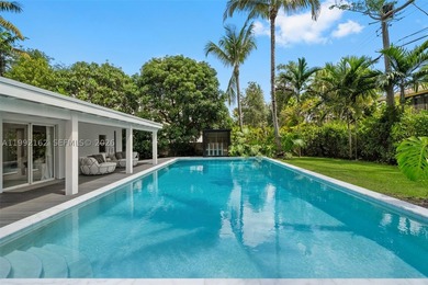 Beautifully reimagined residence in the highly coveted High - photo 1