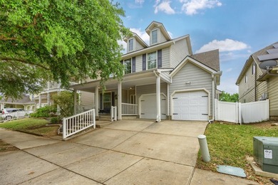Set on a truly premium lot, this beautifully updated 4-bedroom - photo 22