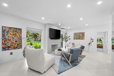 Beautifully reimagined residence in the highly coveted High - photo 9