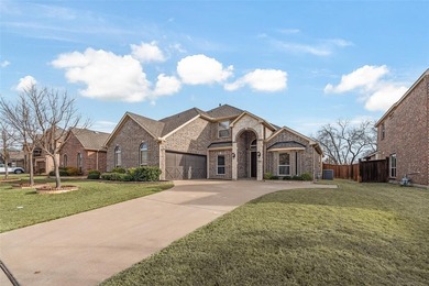 Joe Pool Lake Home For Sale in Grand Prairie Texas