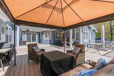 LOCATION, LOCATION, LOCATION! Nestled in highly sought-after - photo 9
