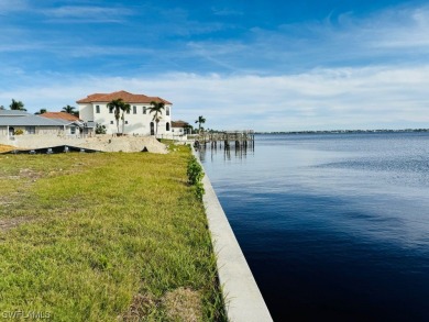 Prime location. This oversized Riverfront building site with - photo 3