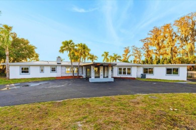 Lake Home For Sale in Orlando, Florida