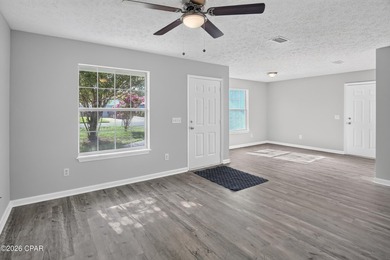 Welcome to your slice of paradise in Panama City Beach! This - photo 8