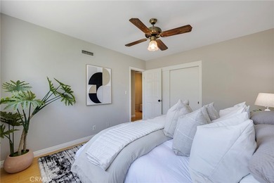Welcome home to this beautifully well-maintained single-story - photo 12