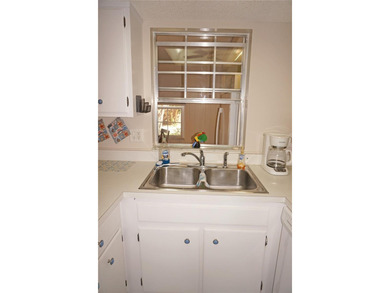 *FULLY FURNISHED* 2 Bedroom, 2 Bathroom FIRST FLOOR unit located - photo 13