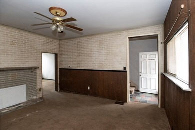 AWESOME HOME FOR SALE! Handicap accessible home just waiting for - photo 14