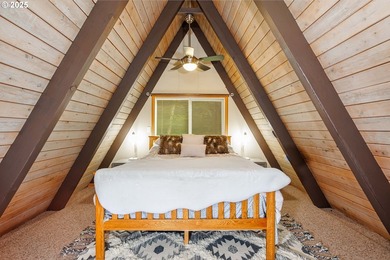 A-frame retreat in the heart of the Fishhawk Lake community - photo 19