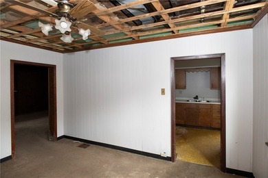 AWESOME HOME FOR SALE! Handicap accessible home just waiting for - photo 19