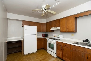 AWESOME HOME FOR SALE! Handicap accessible home just waiting for - photo 20