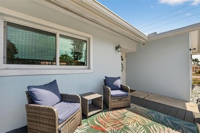 Live the ultimate coastal lifestyle in this beautifully - photo 3