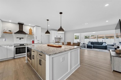 Live the ultimate coastal lifestyle in this beautifully - photo 5