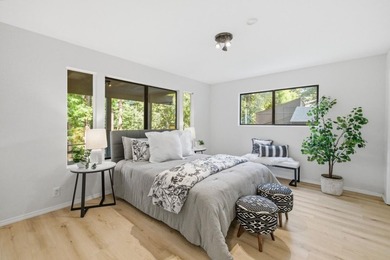 Nestled among the majestic redwoods of Boulder Creek, this - photo 27