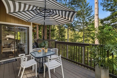 Nestled among the majestic redwoods of Boulder Creek, this - photo 31