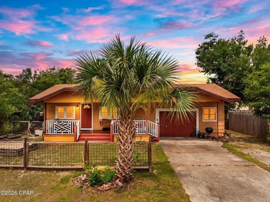 Welcome home to this charming 2-bedroom, 1-bathroom residence - photo 1