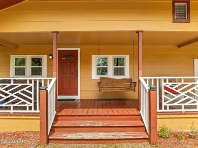 Welcome home to this charming 2-bedroom, 1-bathroom residence - photo 2