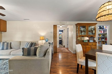 Welcome home to this charming 2-bedroom, 1-bathroom residence - photo 7