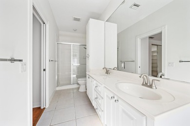 Beautifully maintained 3-bedroom, 2.5-bath townhome. This - photo 15