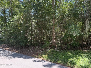 Vacant homesite situated on the 13th hole of the Cotton Dike - photo 1