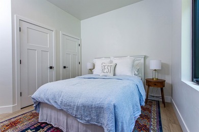 Welcome to your Door County retreat! This thoughtfully designed - photo 28