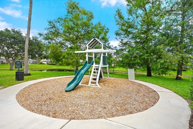 Beautifully maintained 3-bedroom, 2.5-bath townhome. This - photo 28